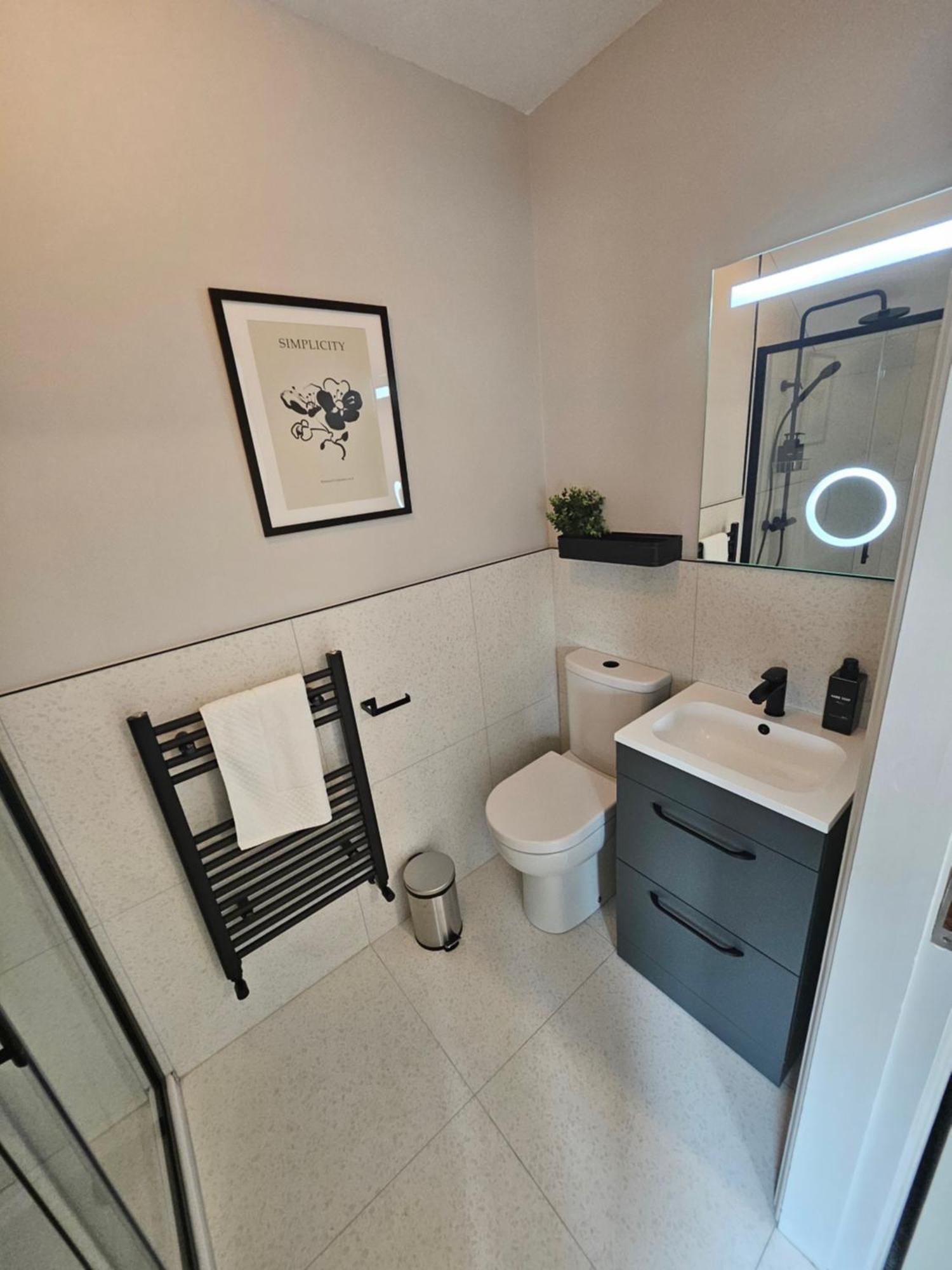 Tatlers Guest House Роскомън Екстериор снимка