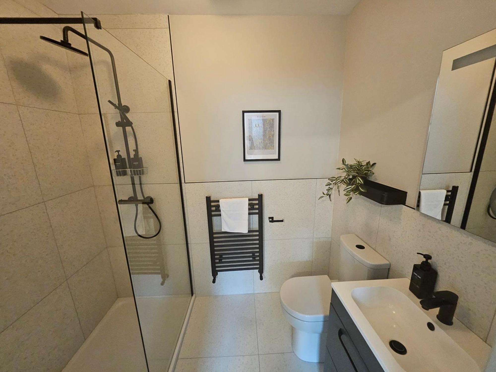 Tatlers Guest House Роскомън Екстериор снимка